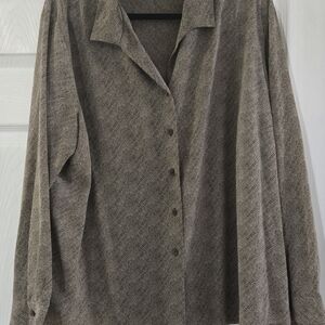 Excellent condition.. Covington blouse.. size 24W